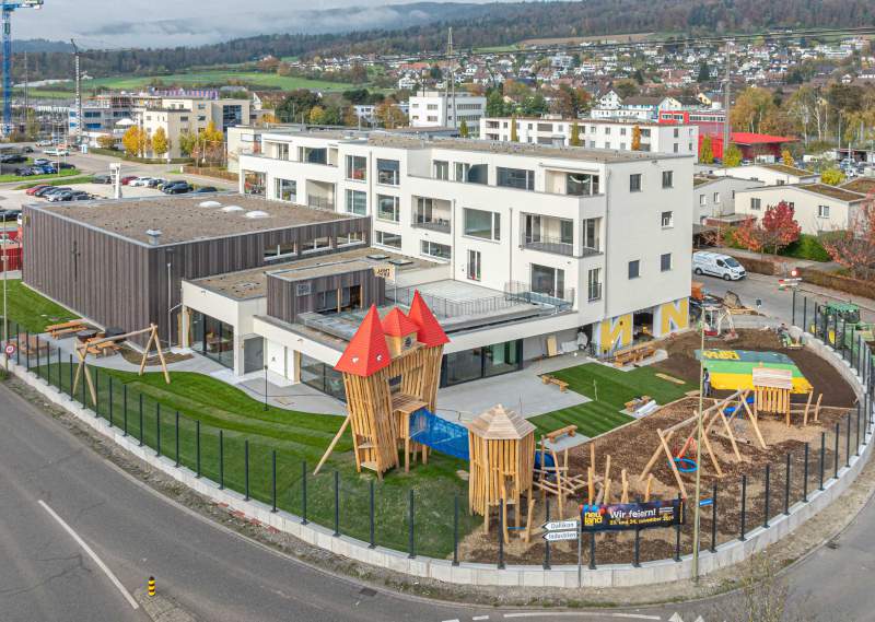 Pastor/in mit Schwerpunkt Jugend und Familien (80-100 %) Pastor/in mit Schwerpunkt Jugend und Familien (80-100 %)